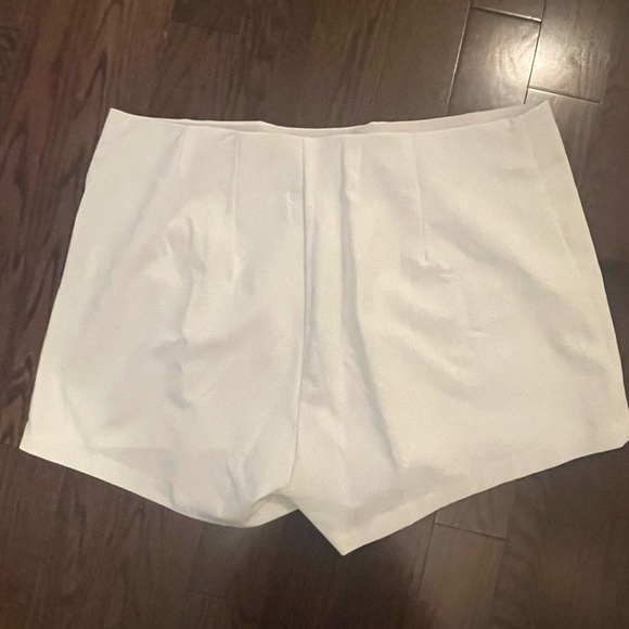 TORRID SKORT - Picture 3 of 5